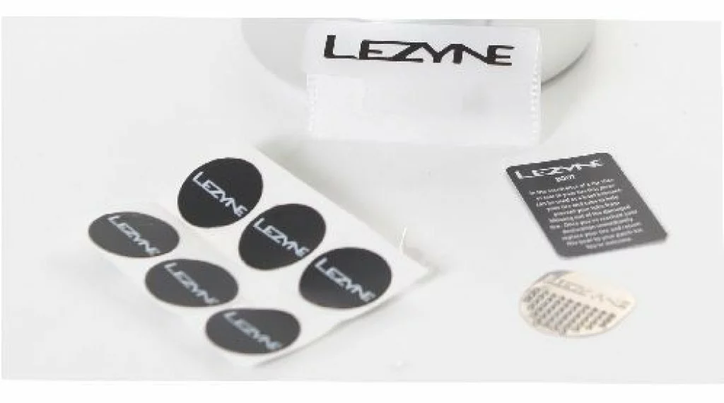 Lezyne Smart Kit Réparation- Set 1 Lezyne Smart Kit Réparation- Set